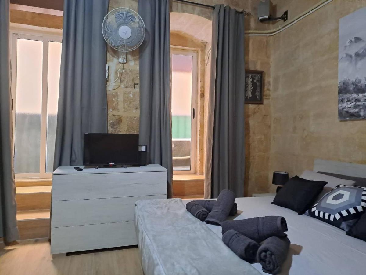 Lovely 1 Bedroom Apartment In The Heart Of Valletta Luaran gambar